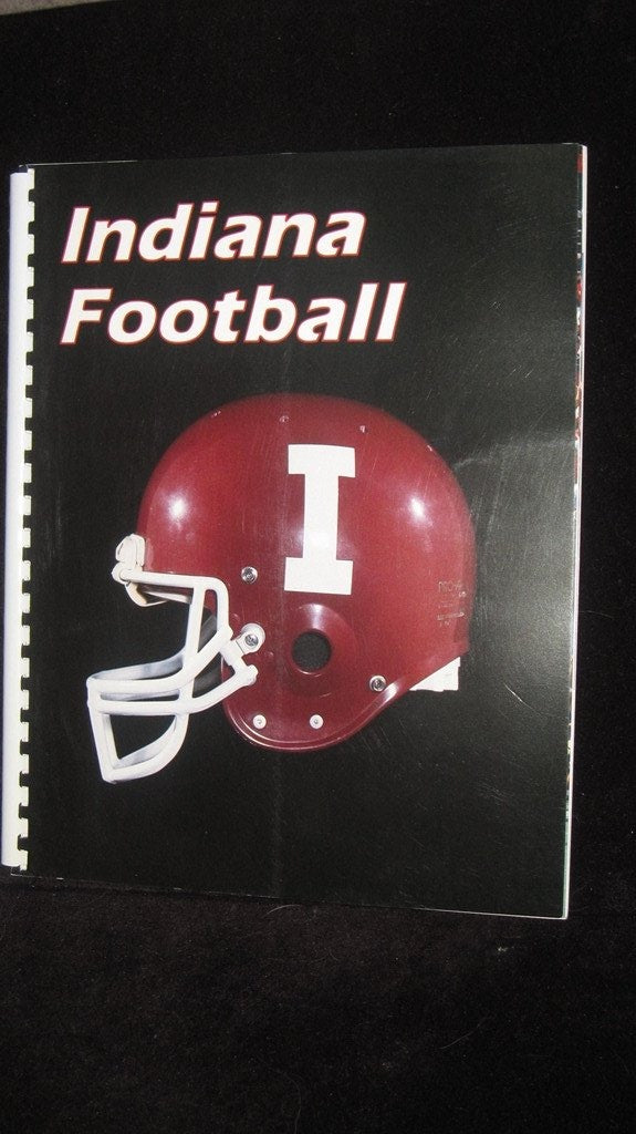 1986 Indiana University Football Recruit Information Guide - Vintage Indy Sports