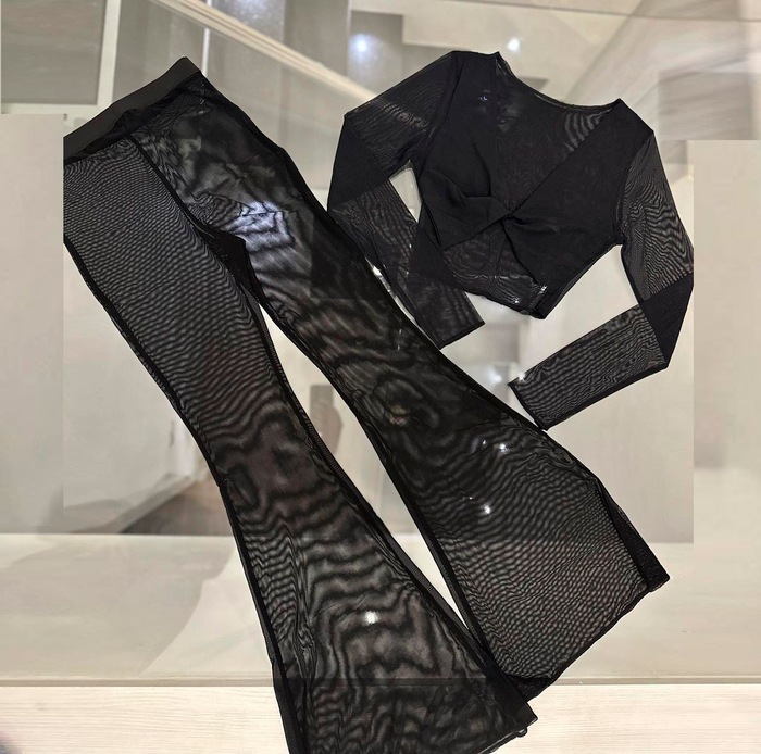 Black / XS