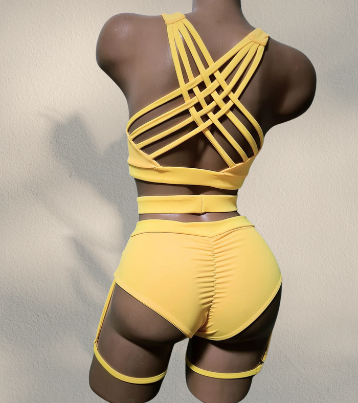 Mid-rise pole dance shorts with garter belt and Braided-back top