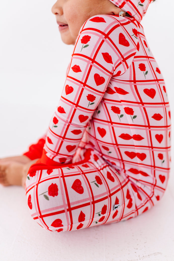 Queen of Hearts Convertible Footies